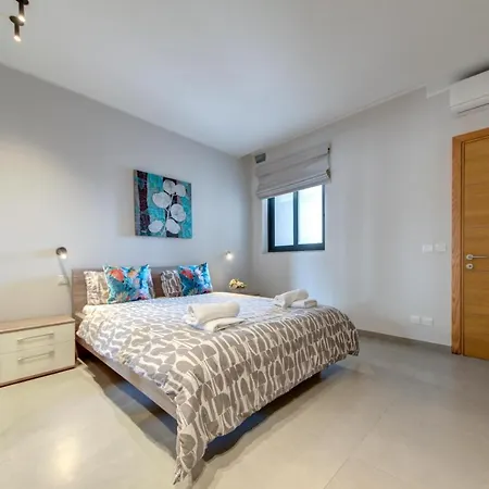 Fabulous In Pendergardens St Julians With Jacuzzi Apartmán Saint Julian's