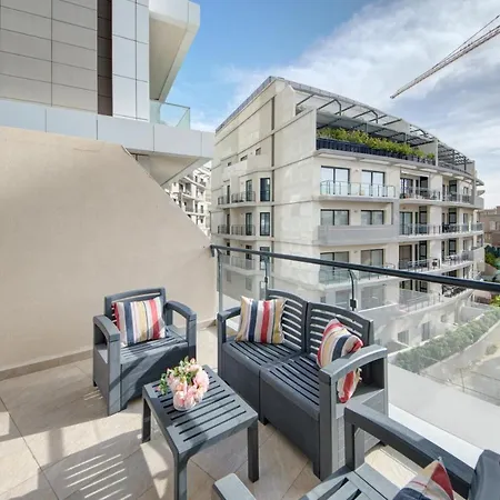 Fabulous In Pendergardens St Julians With Jacuzzi Apartmán Saint Julian's