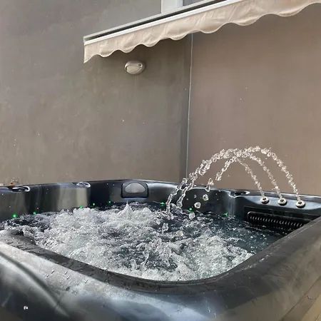 Apartmán Fabulous In Pendergardens St Julians With Jacuzzi